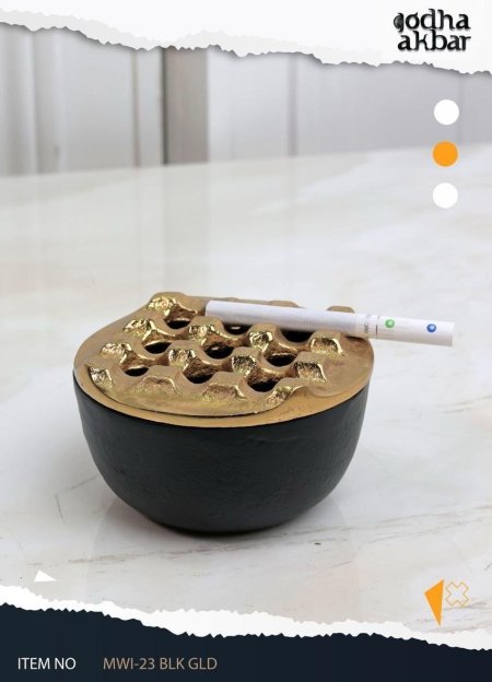 مكتة mwi 23 black and gold